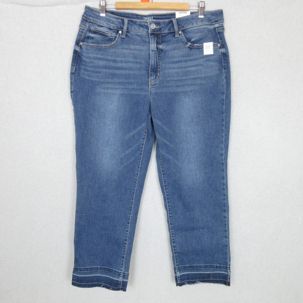 Time and Tru Women's Jeans High Rise Cropped Size 16‎ (36x25) Blue Frayed Hem